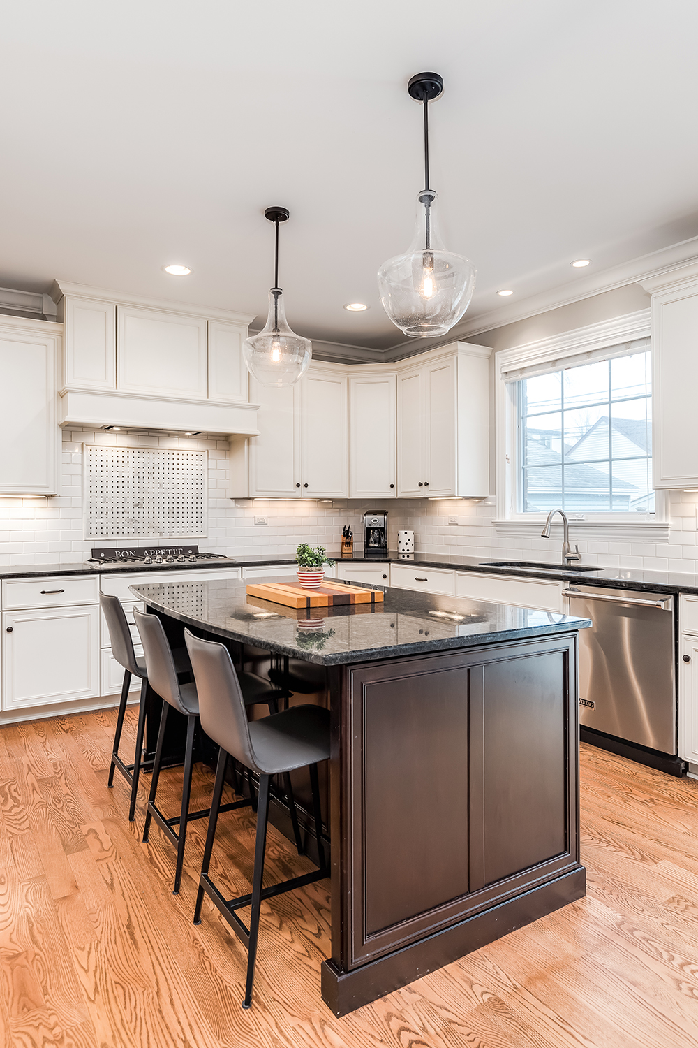 when remodeling a kitchen, what comes first, floors or cabinets